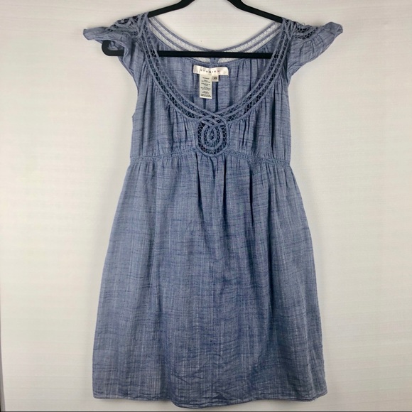 Studio M Dress Women’s XS Chambray Blue Babydoll Lace Detail Neckline Cap Sleeve - Picture 2 of 10